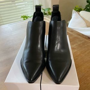 Dolce Vita Sonni Pointed Toe Leather Bootie